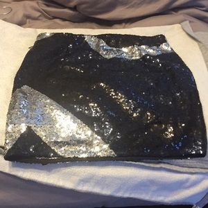 NWT sequin mini size 8